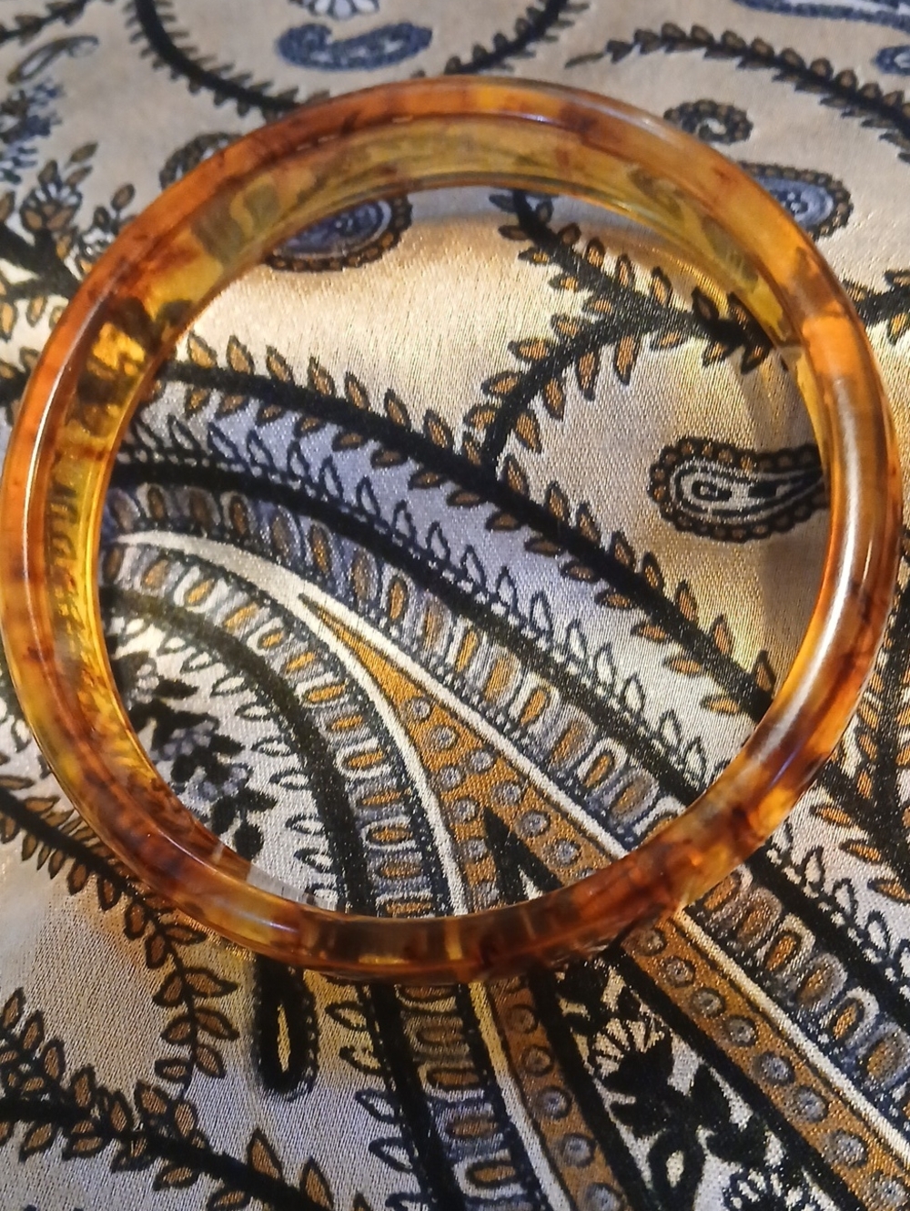 Bakelite Rootbeer Marbled Vintage Bangle